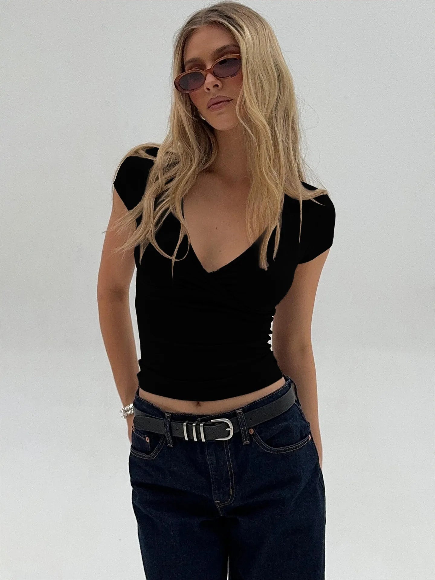 2026 New European and American Style Deep V-Neck Solid Color Waist-Slimming Slim-Fit Fashionable T-Shirt Spring and Summer Top